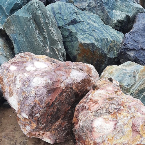 Ландшафтные глыбы красно-фиолетовые 200-1000 килограмм купить в Симе