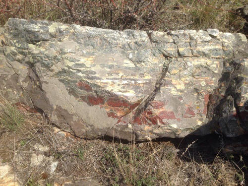 Гигантские зелёные валуны для ландшафтного дизайна весом более 5 тонн купить в Симе