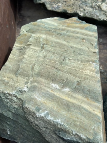 Ландшафтные глыбы зелёные 200-500 килограмм купить в Симе