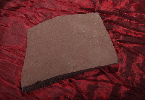 Плитняк лемезит бордовый для цоколя 1,5-2 см купить в Симе