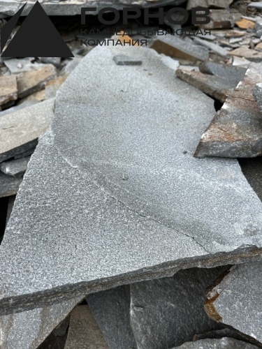 форматные плиты для пошаговых дорожек и ландшафтного дизайна