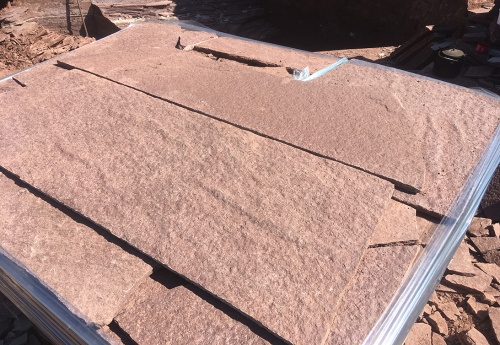 Плитняк лемезит бордовый для цоколя 1,5-2 см купить в Симе