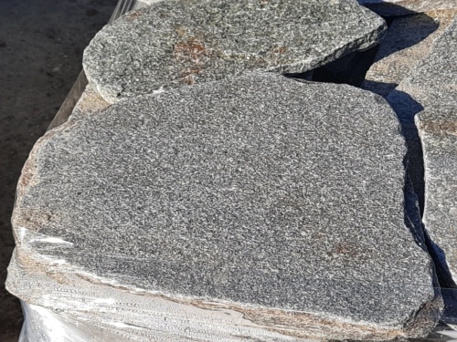 Златолит серебристый галтованный для цоколя купить в Симе