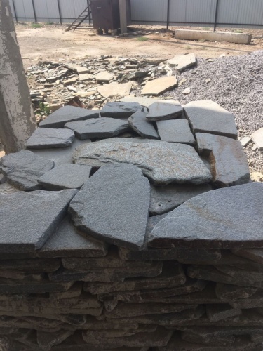 Златолит серебристый галтованный для цоколя купить в Симе